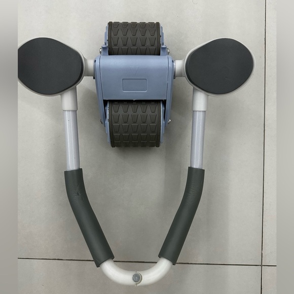 Adjustable Home Exercise Roller - Picture 3 of 3